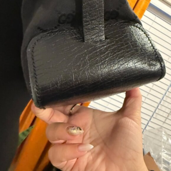 GU002, GUCCI, GG Leather & Canvas Tote w/COA - Picture 3 of 4